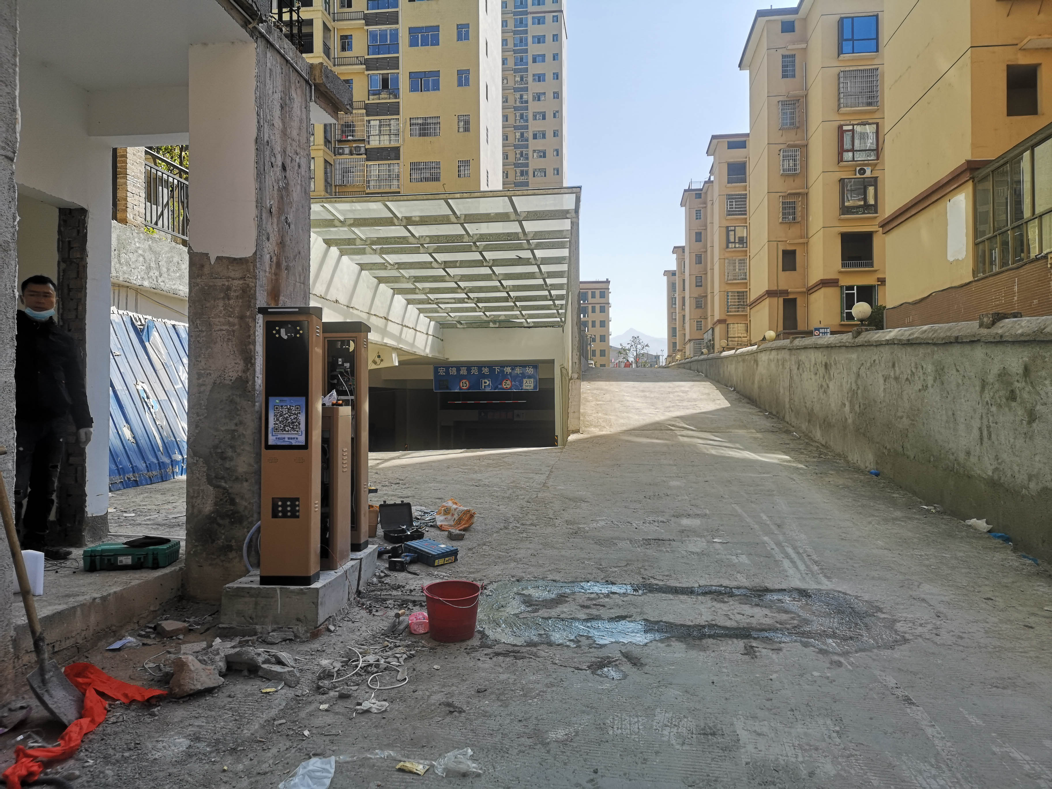 长沙雷隆智能科技有限公司,车牌识别系统,停车收费系统,车牌识别一体机,智能通道闸,湖南车牌识别道闸系统,人行通道闸,智能道闸